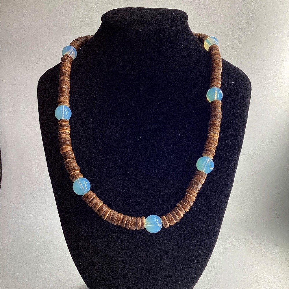 ✨ Mama Helen’s Handmade Blue Moonstone Necklace – Rondelle Bead Accents ✨